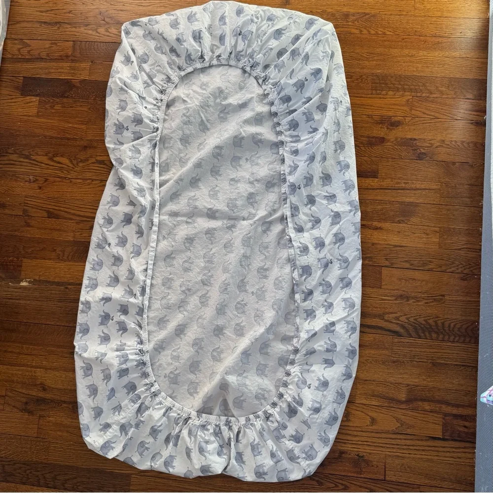 Pottery Barn Kids 100%‎ Organic Cotton Gray Elephant Fitted Crib Sheet